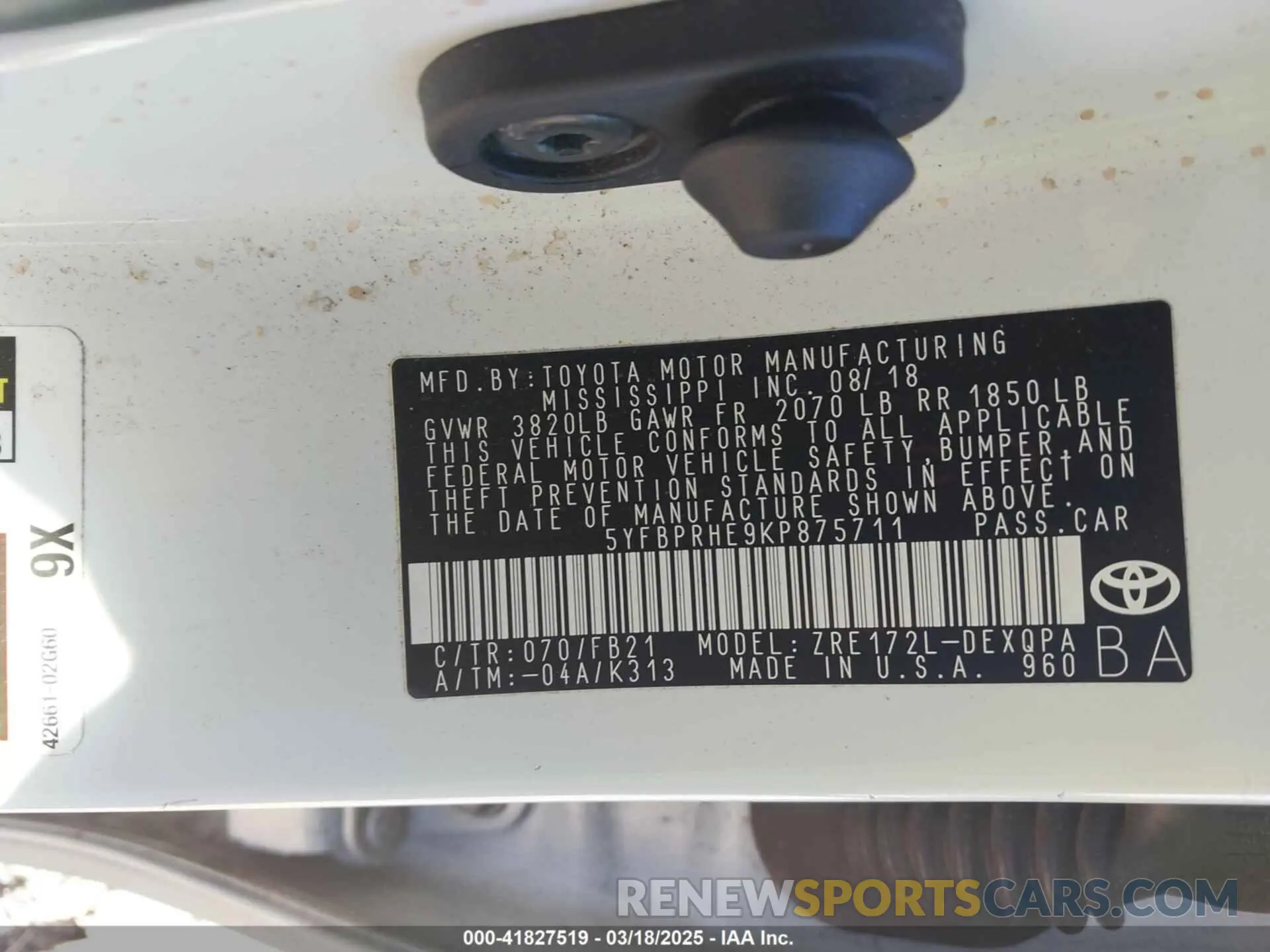 9 Photograph of a damaged car 5YFBPRHE9KP875711 TOYOTA COROLLA 2019