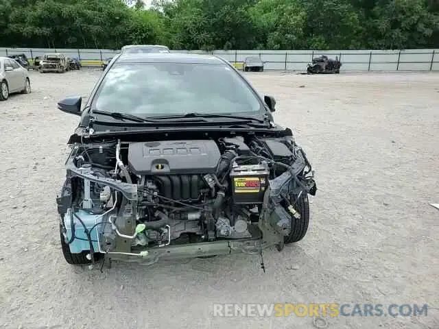 13 Photograph of a damaged car 5YFBURHE0KP860605 TOYOTA COROLLA 2019