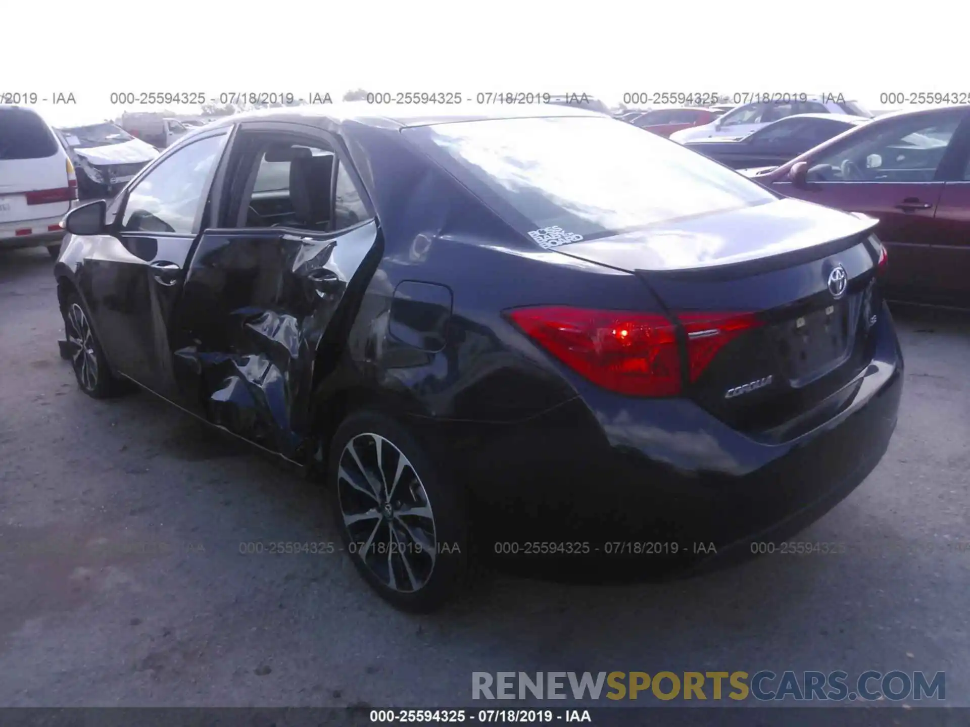 3 Photograph of a damaged car 5YFBURHE0KP864816 TOYOTA COROLLA 2019