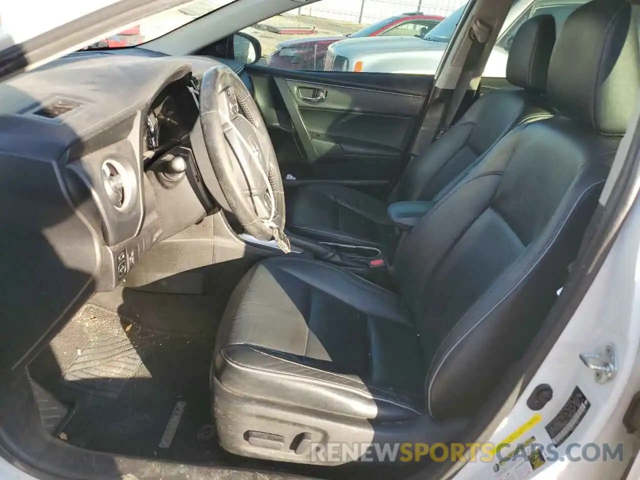 7 Photograph of a damaged car 5YFBURHE0KP869398 TOYOTA COROLLA 2019