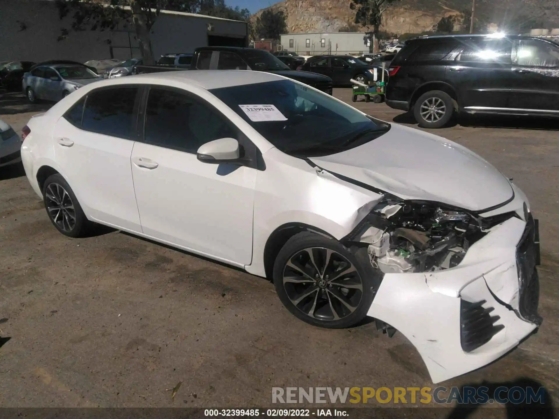 1 Photograph of a damaged car 5YFBURHE0KP869451 TOYOTA COROLLA 2019