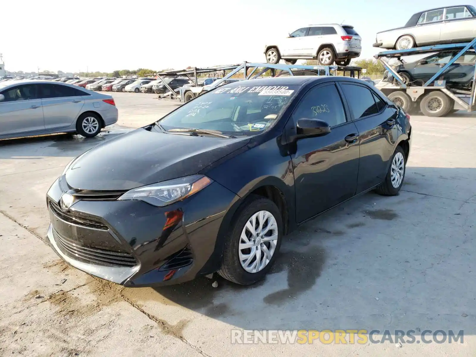 2 Photograph of a damaged car 5YFBURHE0KP871622 TOYOTA COROLLA 2019