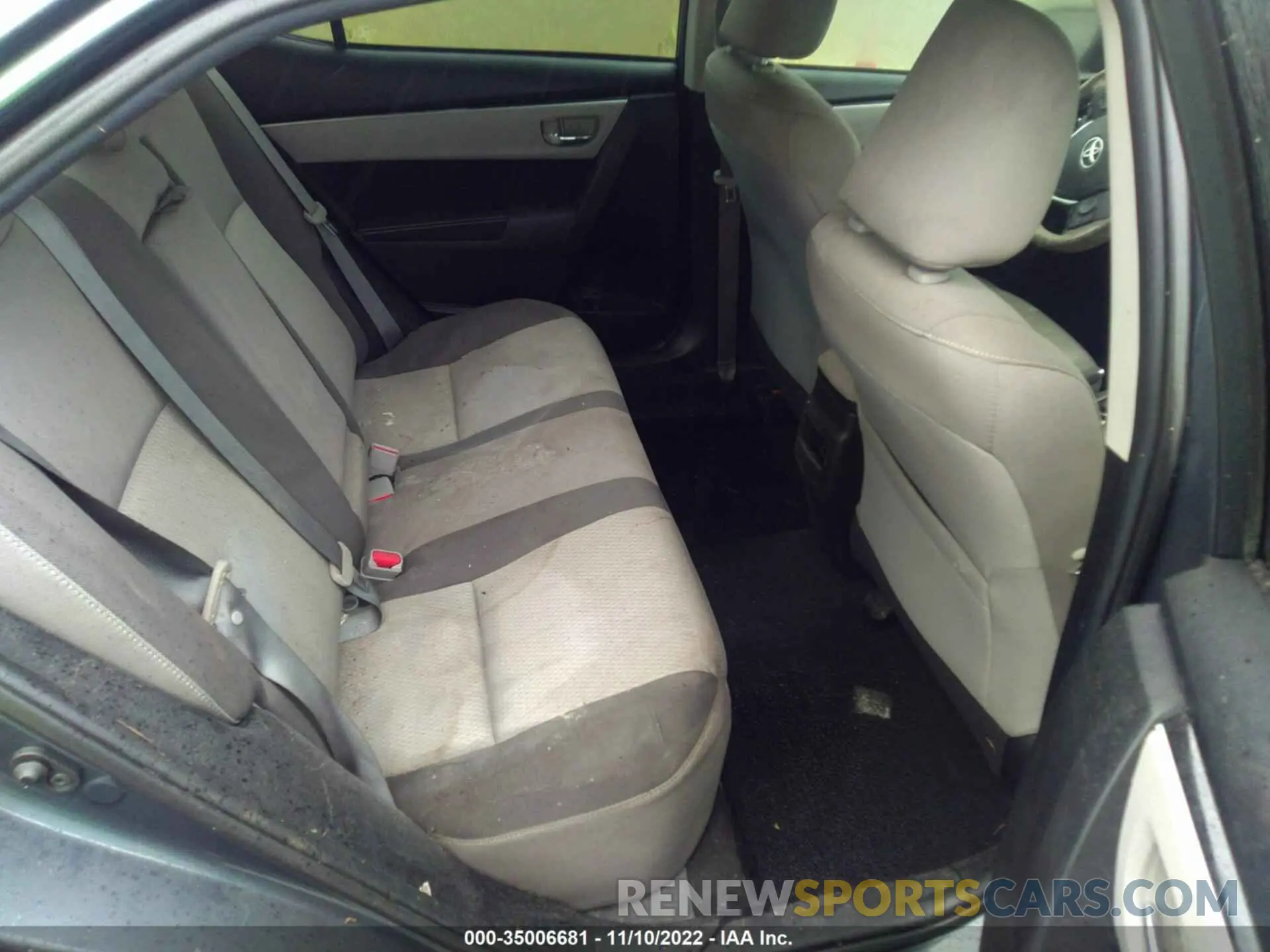 8 Photograph of a damaged car 5YFBURHE0KP873208 TOYOTA COROLLA 2019