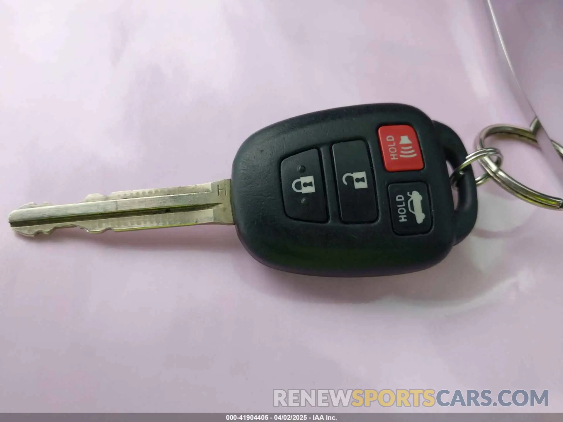 11 Photograph of a damaged car 5YFBURHE0KP875377 TOYOTA COROLLA 2019