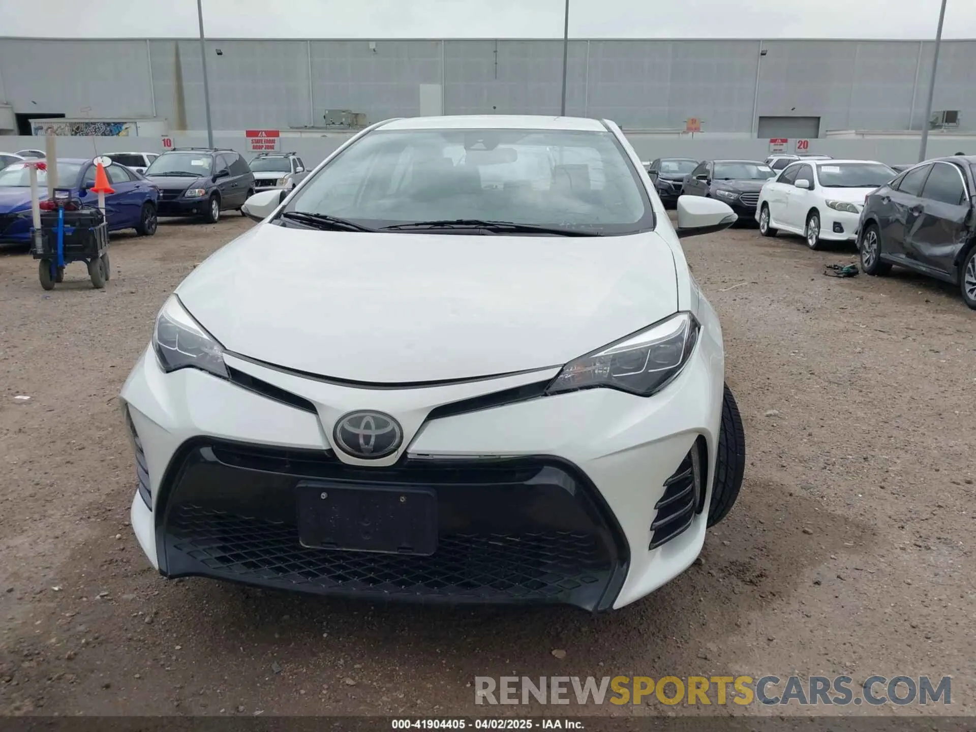12 Photograph of a damaged car 5YFBURHE0KP875377 TOYOTA COROLLA 2019