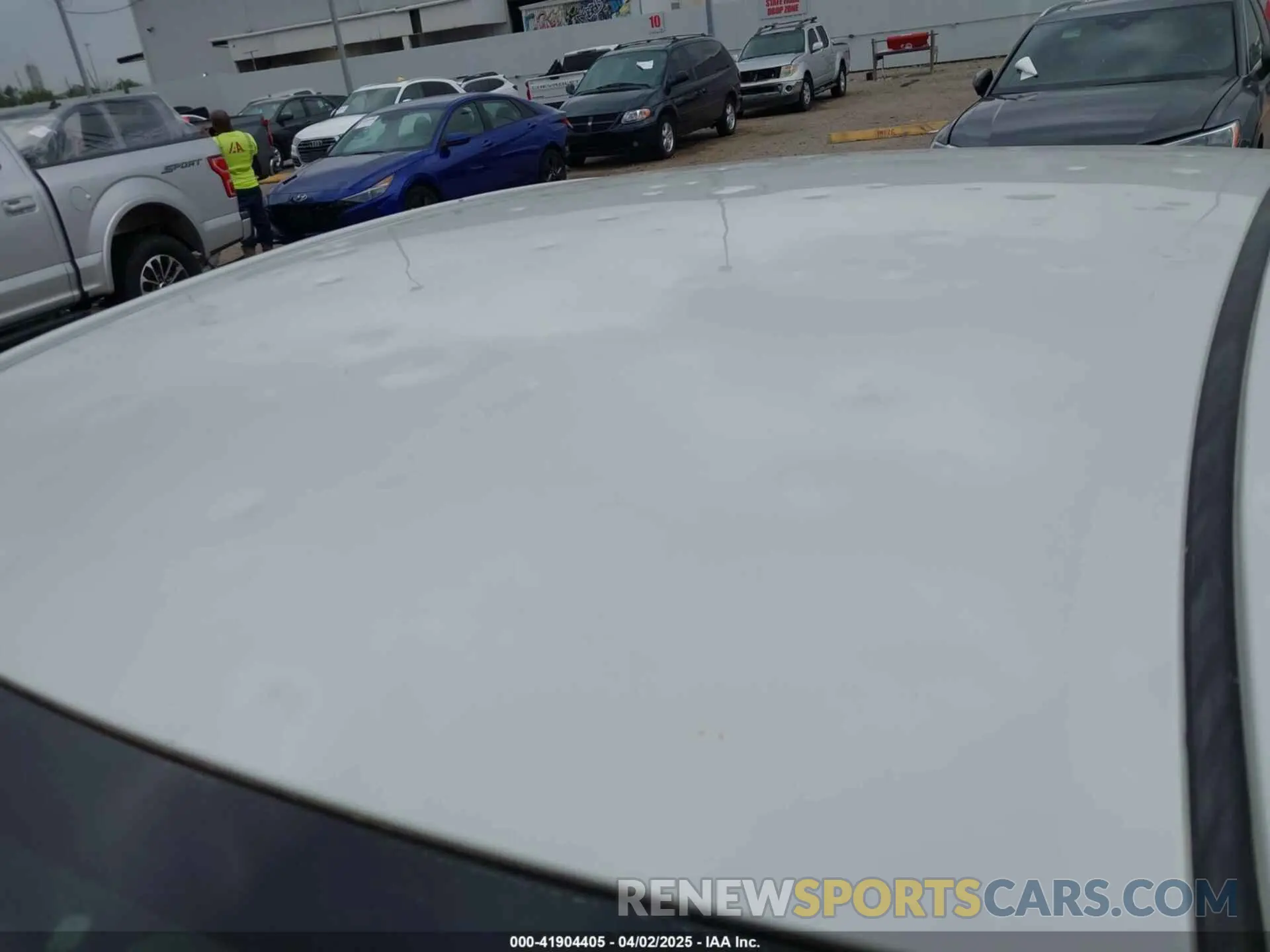 6 Photograph of a damaged car 5YFBURHE0KP875377 TOYOTA COROLLA 2019