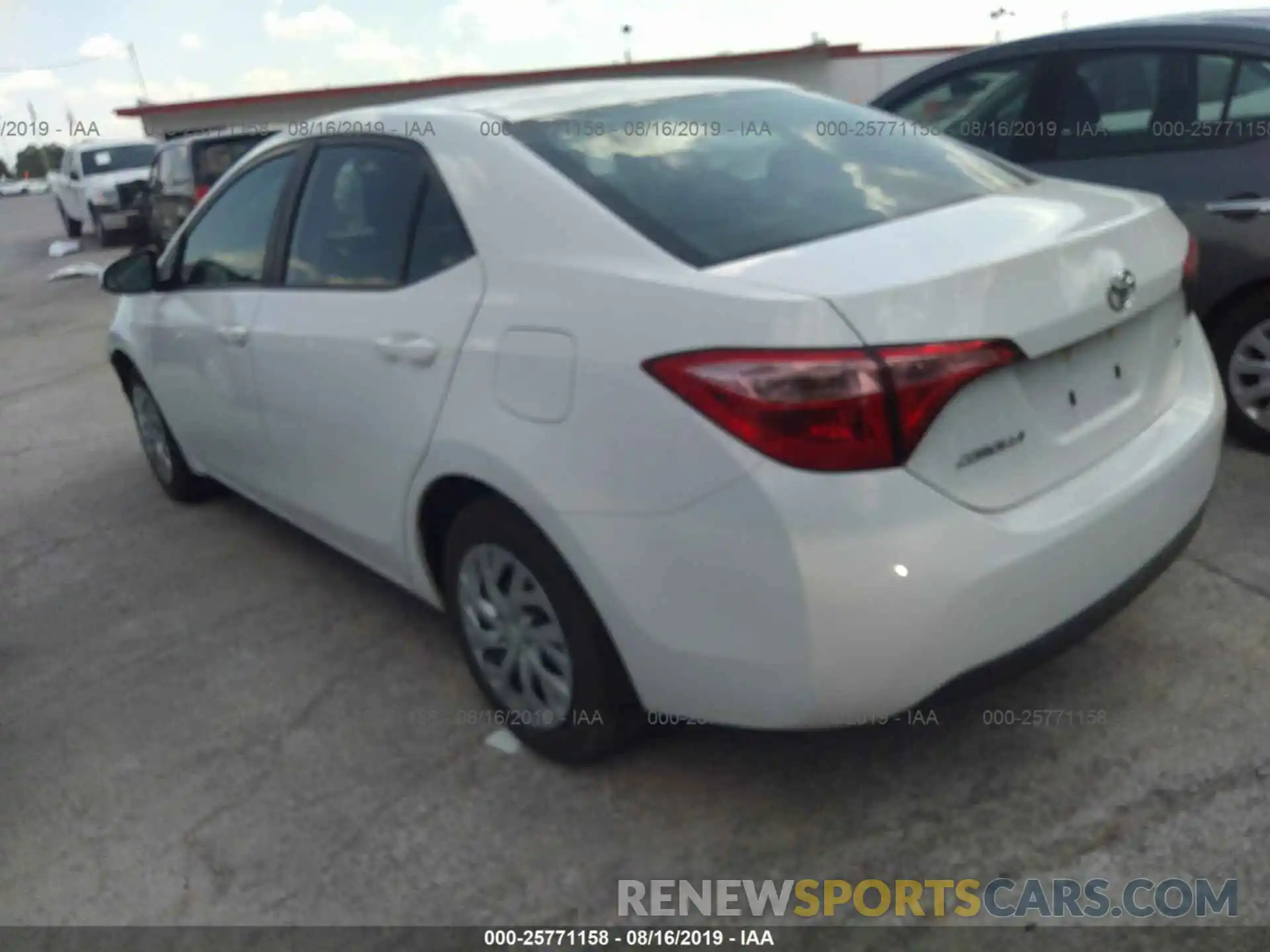 3 Photograph of a damaged car 5YFBURHE0KP875783 TOYOTA COROLLA 2019