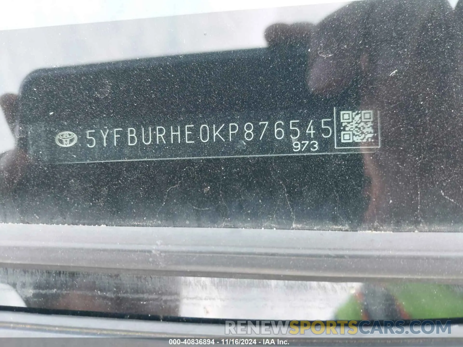 9 Photograph of a damaged car 5YFBURHE0KP876545 TOYOTA COROLLA 2019