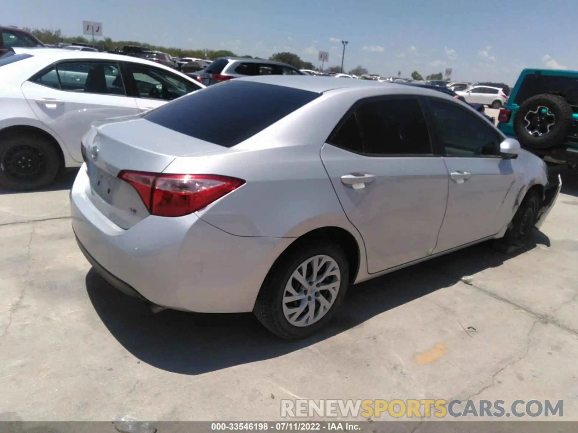 4 Photograph of a damaged car 5YFBURHE0KP877193 TOYOTA COROLLA 2019