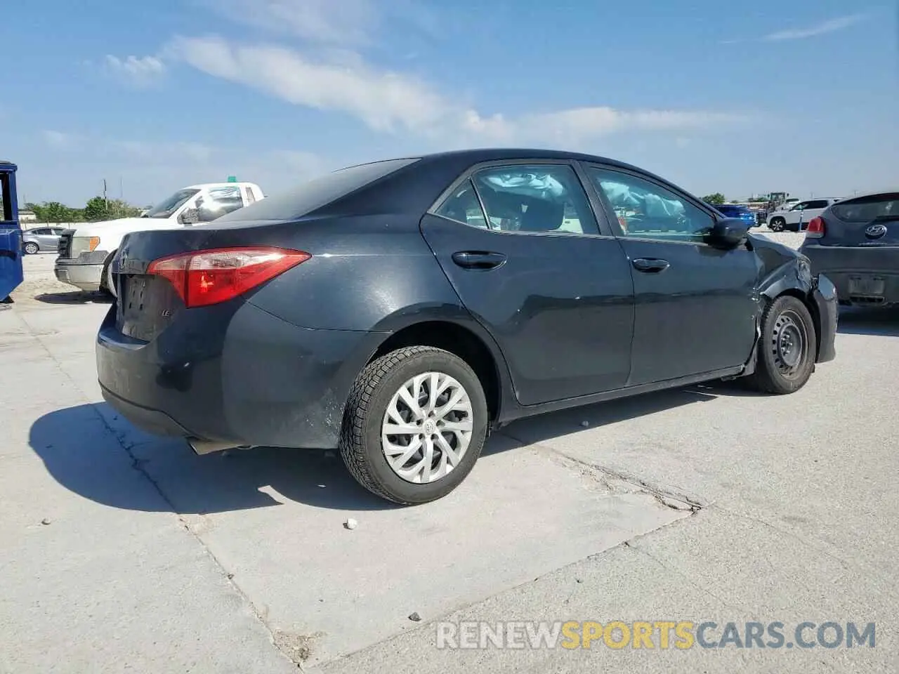 3 Photograph of a damaged car 5YFBURHE0KP878120 TOYOTA COROLLA 2019