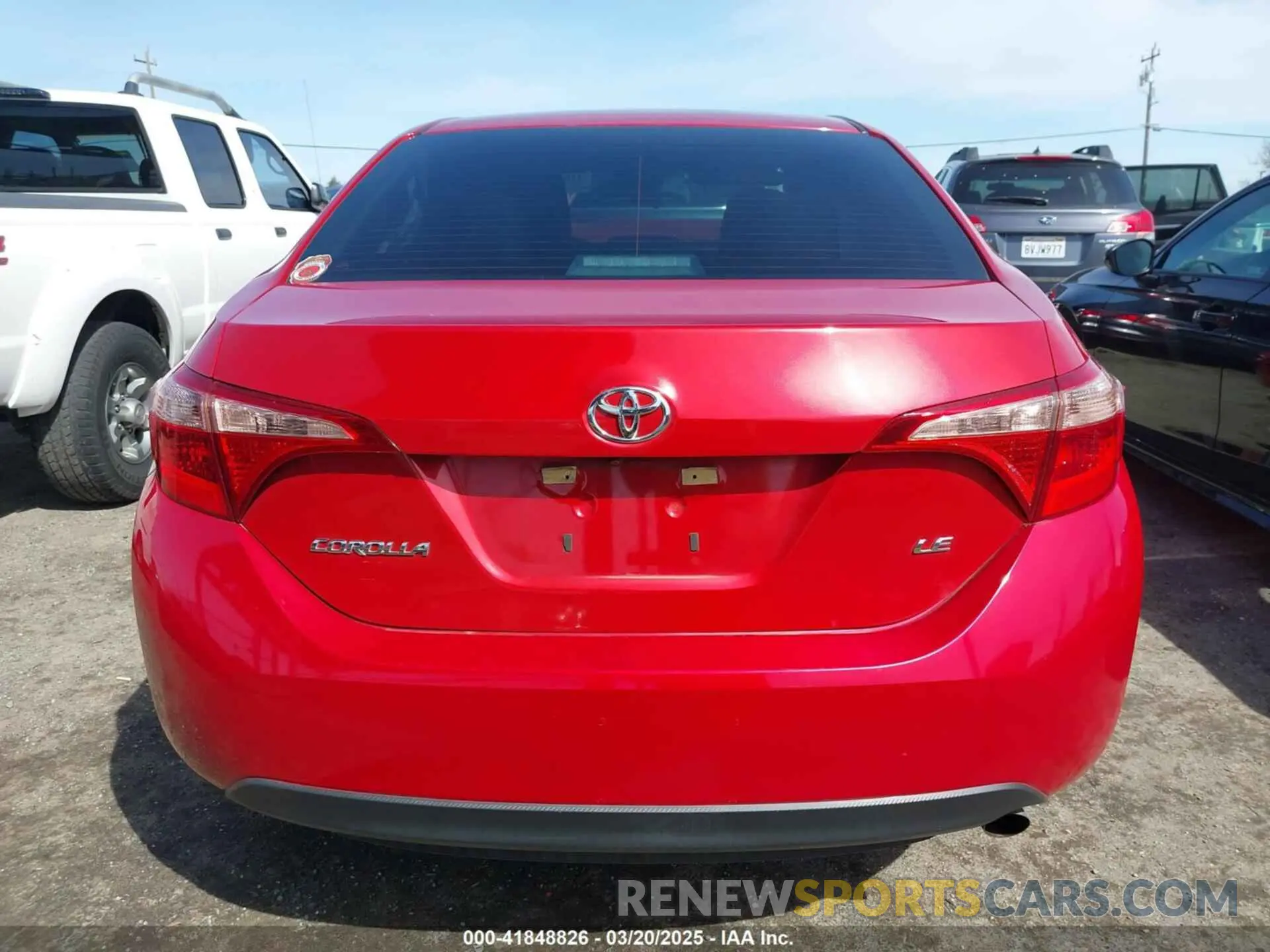 16 Photograph of a damaged car 5YFBURHE0KP878330 TOYOTA COROLLA 2019
