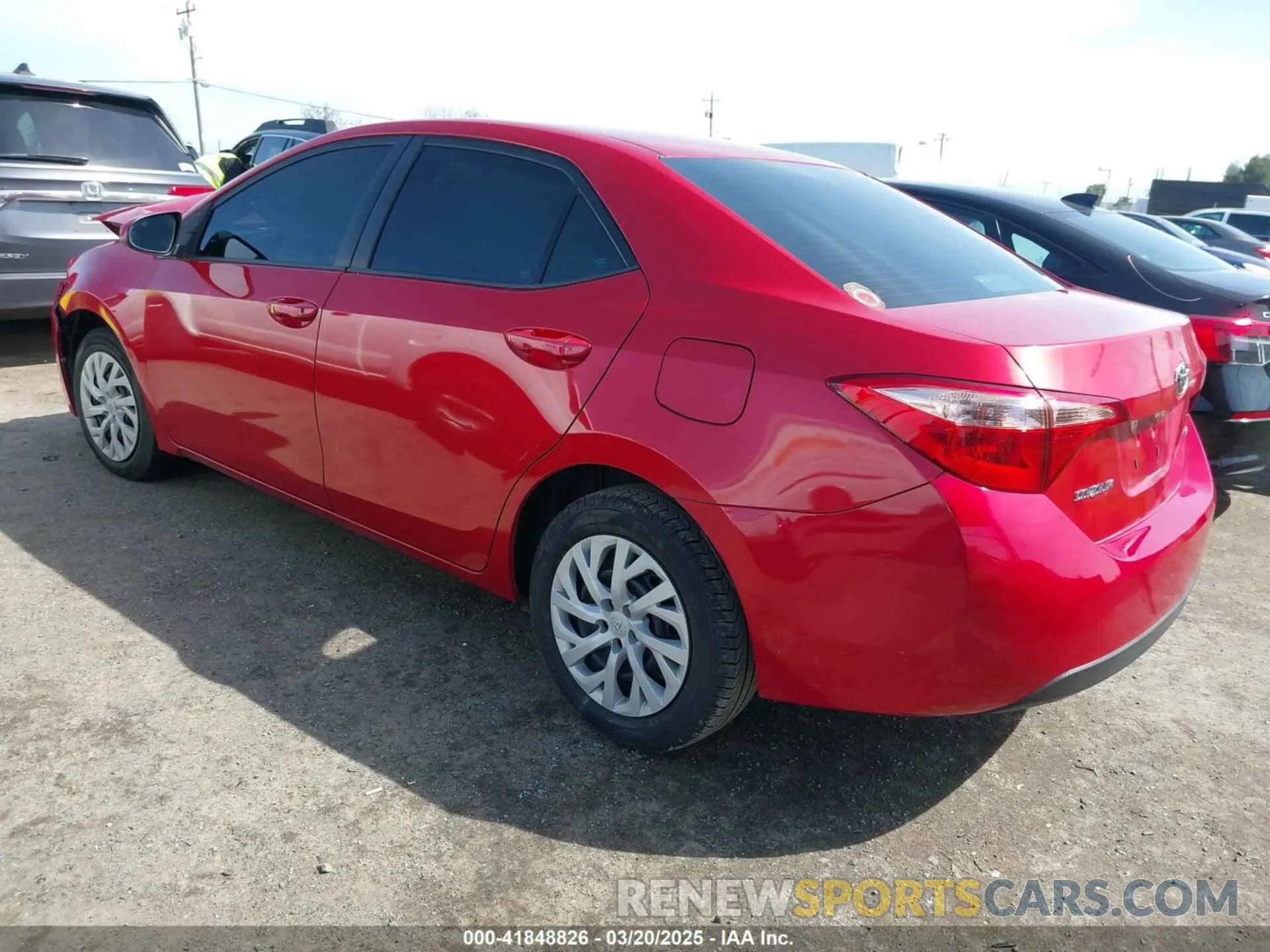 3 Photograph of a damaged car 5YFBURHE0KP878330 TOYOTA COROLLA 2019