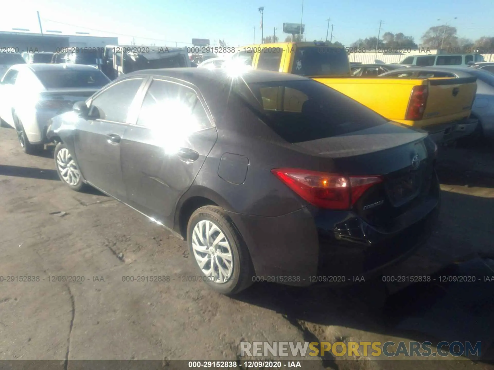 3 Photograph of a damaged car 5YFBURHE0KP879297 TOYOTA COROLLA 2019