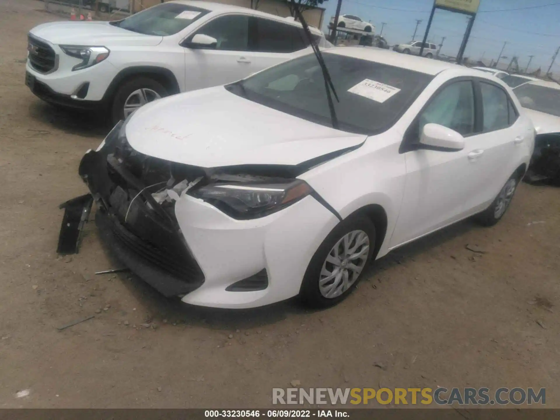 2 Photograph of a damaged car 5YFBURHE0KP880241 TOYOTA COROLLA 2019