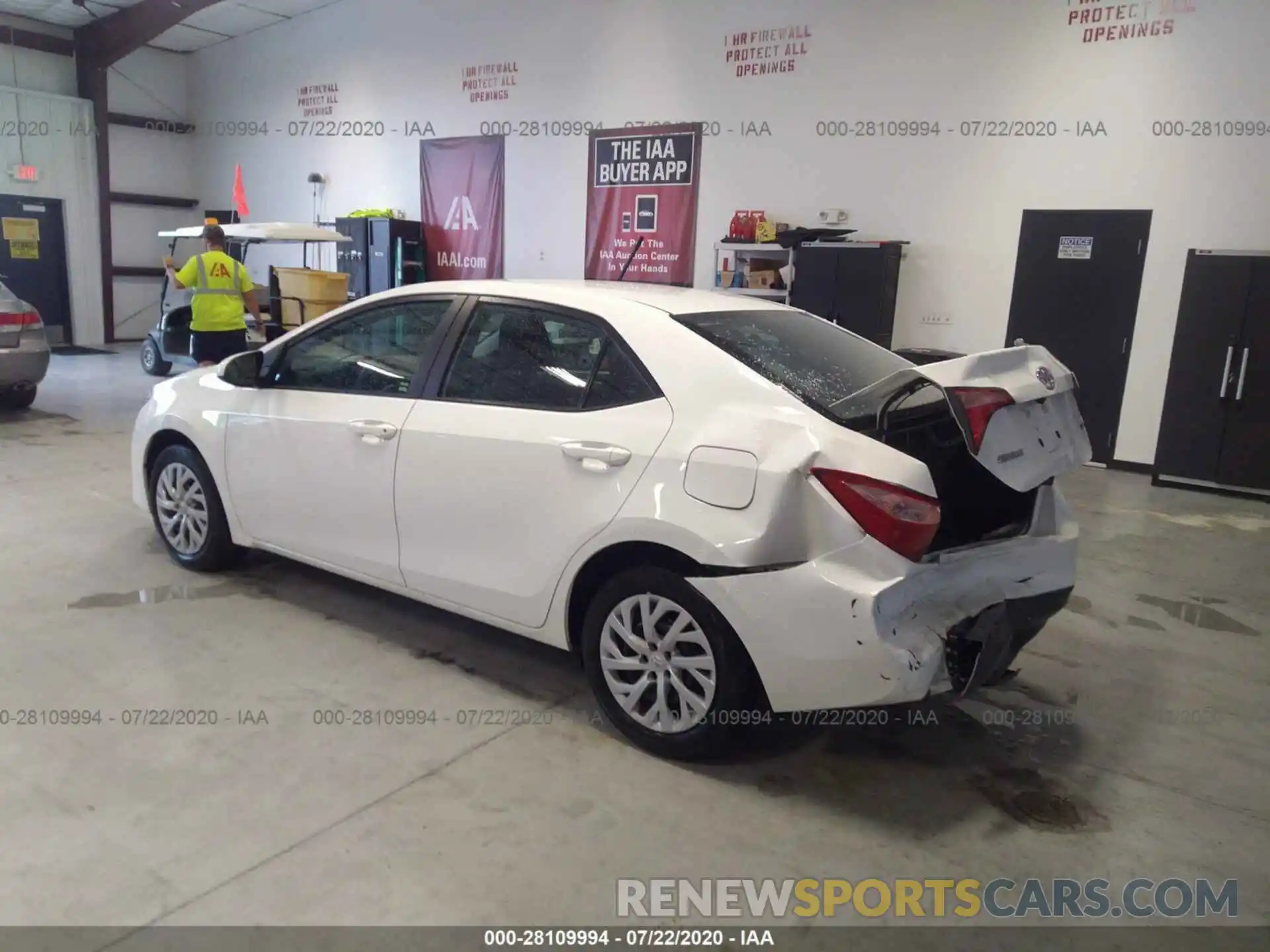 3 Photograph of a damaged car 5YFBURHE0KP881728 TOYOTA COROLLA 2019