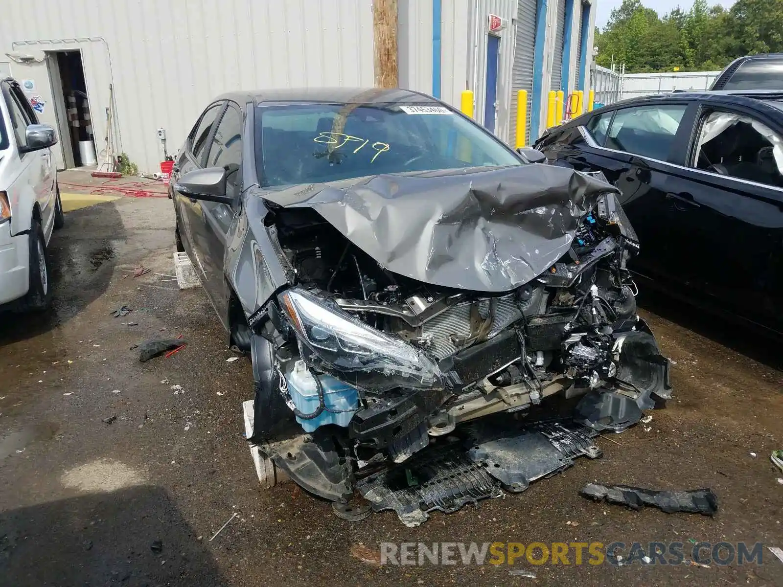 1 Photograph of a damaged car 5YFBURHE0KP882720 TOYOTA COROLLA 2019