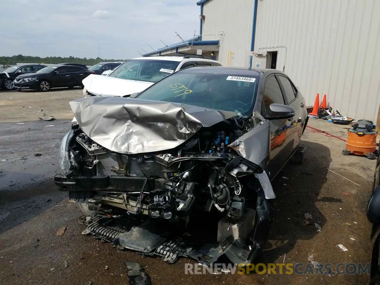 2 Photograph of a damaged car 5YFBURHE0KP882720 TOYOTA COROLLA 2019