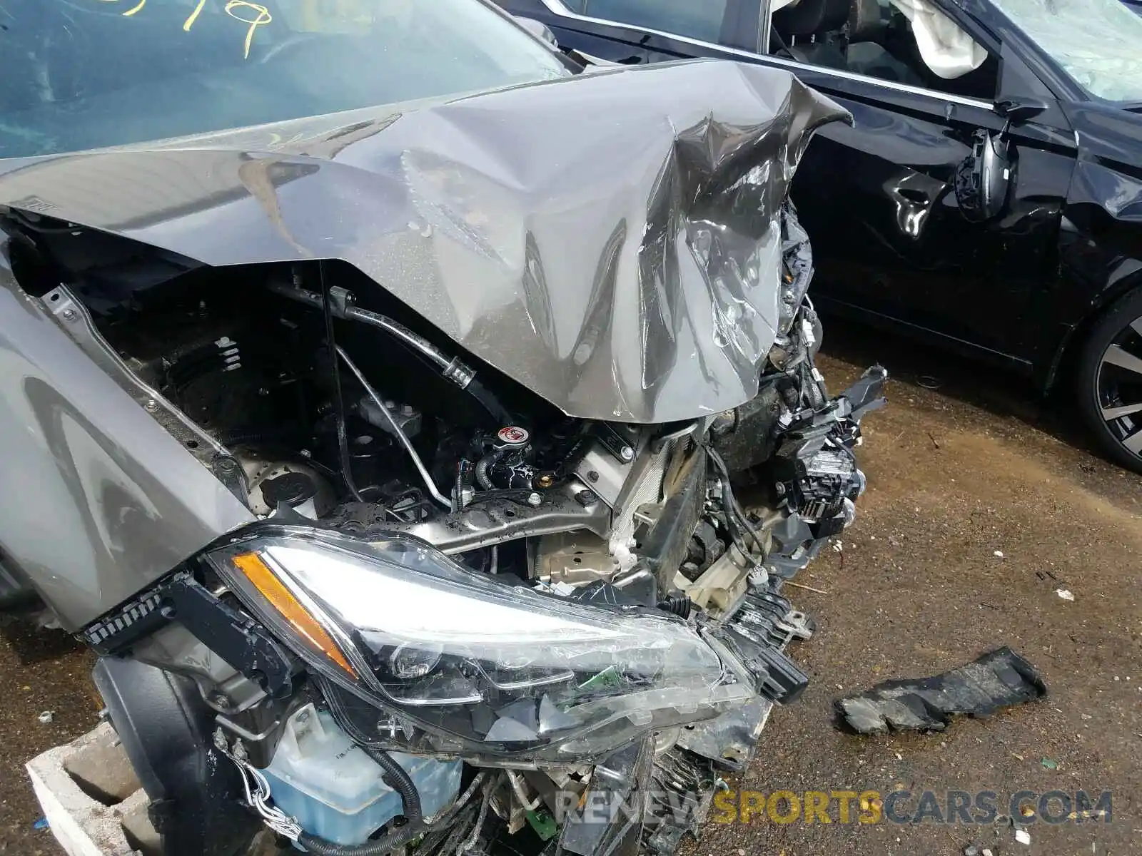 9 Photograph of a damaged car 5YFBURHE0KP882720 TOYOTA COROLLA 2019