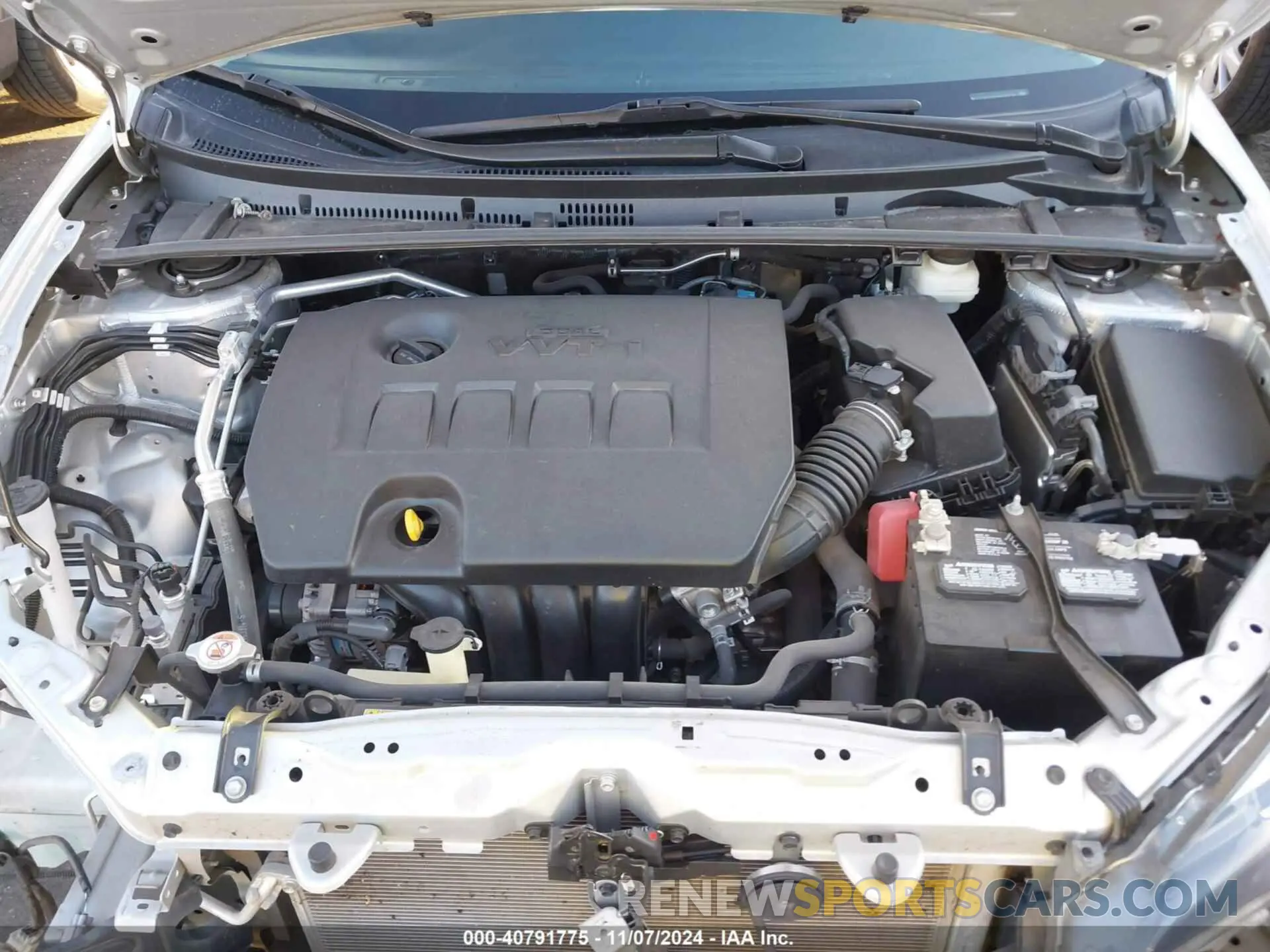 10 Photograph of a damaged car 5YFBURHE0KP885861 TOYOTA COROLLA 2019