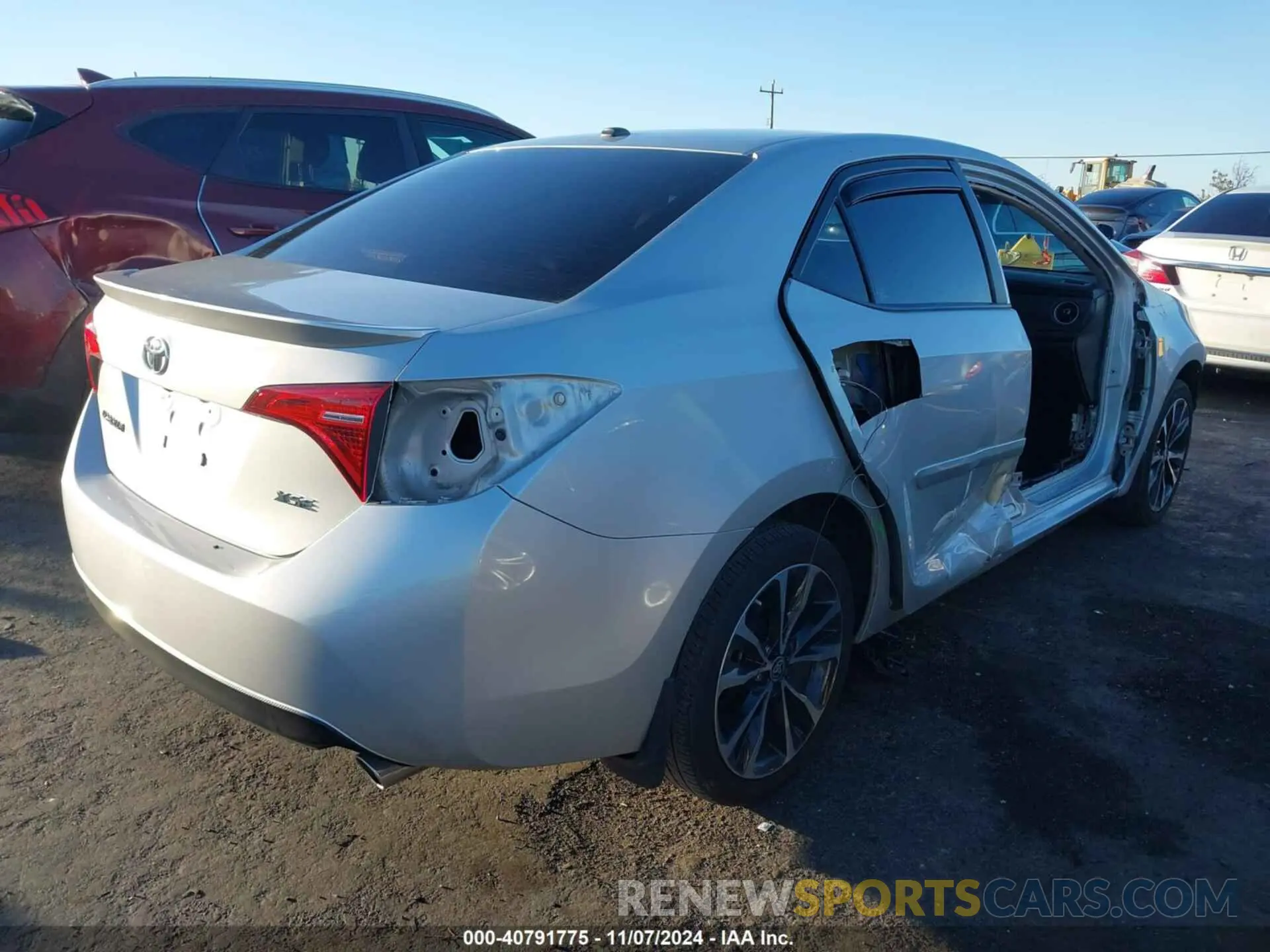 4 Photograph of a damaged car 5YFBURHE0KP885861 TOYOTA COROLLA 2019