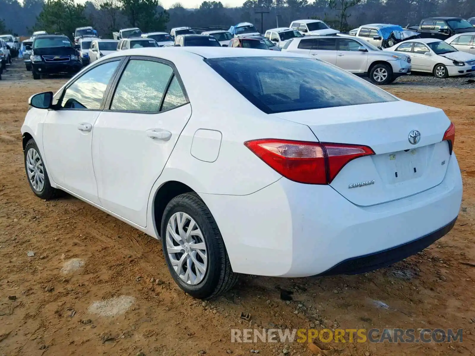 3 Photograph of a damaged car 5YFBURHE0KP885942 TOYOTA COROLLA 2019