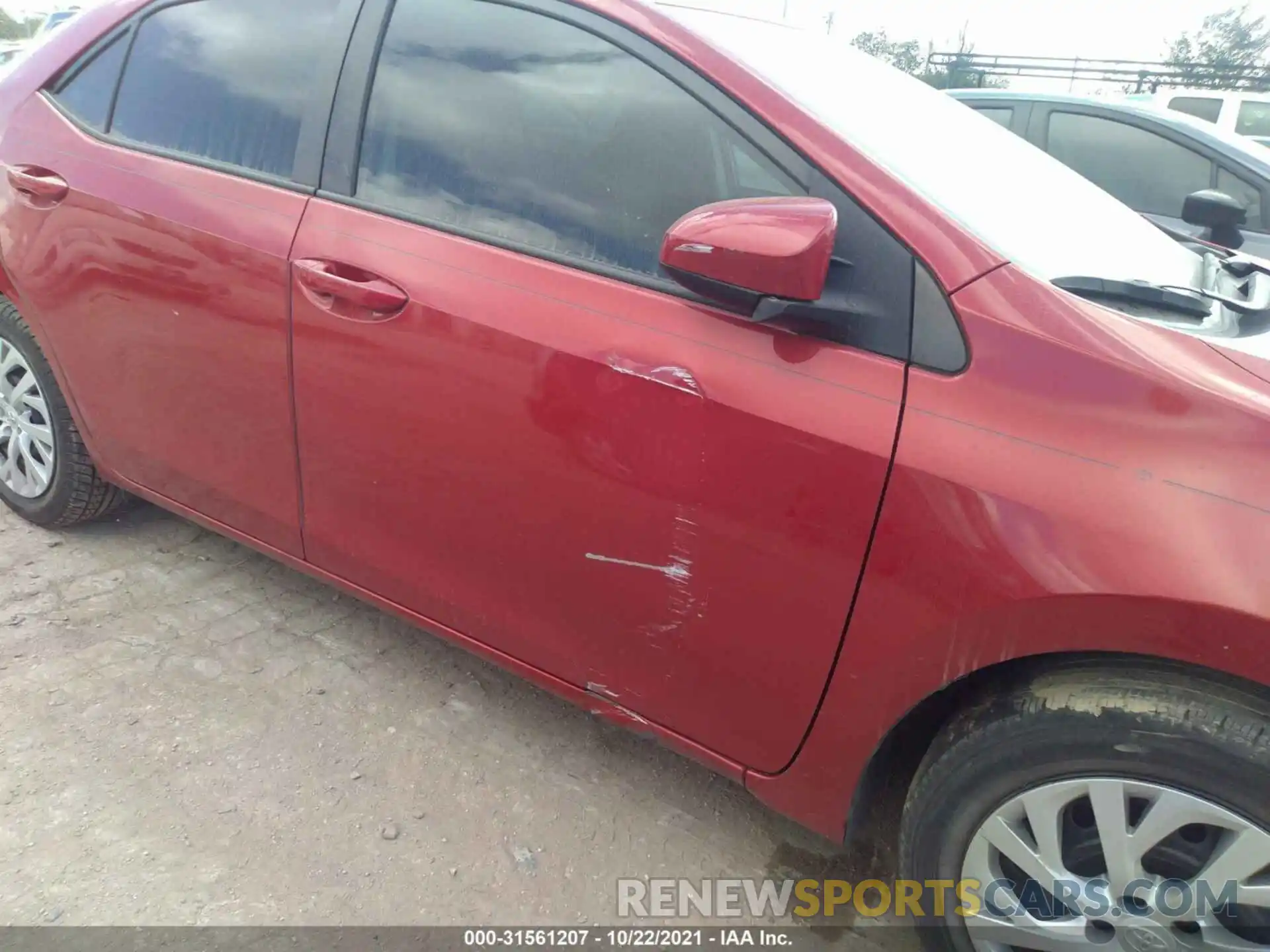 6 Photograph of a damaged car 5YFBURHE0KP888856 TOYOTA COROLLA 2019