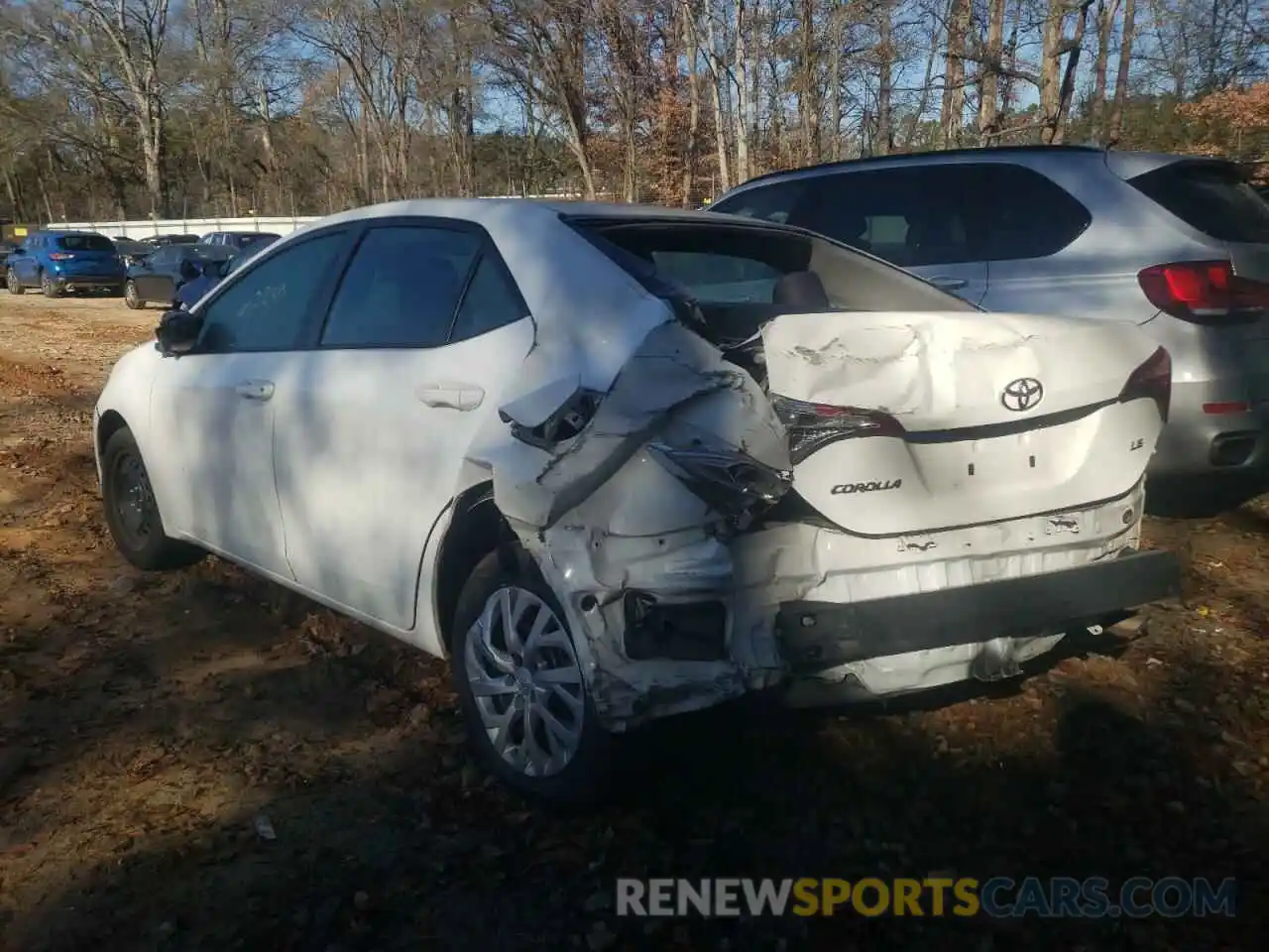 3 Photograph of a damaged car 5YFBURHE0KP889232 TOYOTA COROLLA 2019