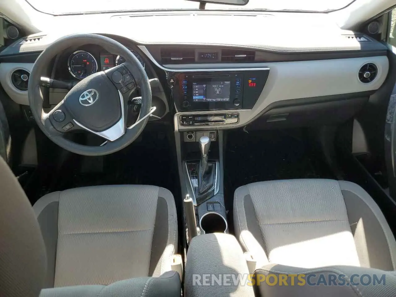 8 Photograph of a damaged car 5YFBURHE0KP889800 TOYOTA COROLLA 2019