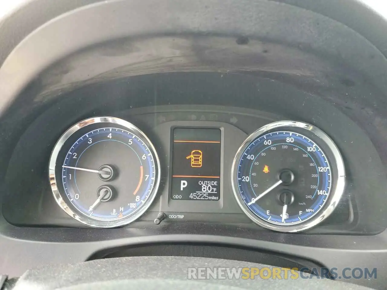 9 Photograph of a damaged car 5YFBURHE0KP890736 TOYOTA COROLLA 2019
