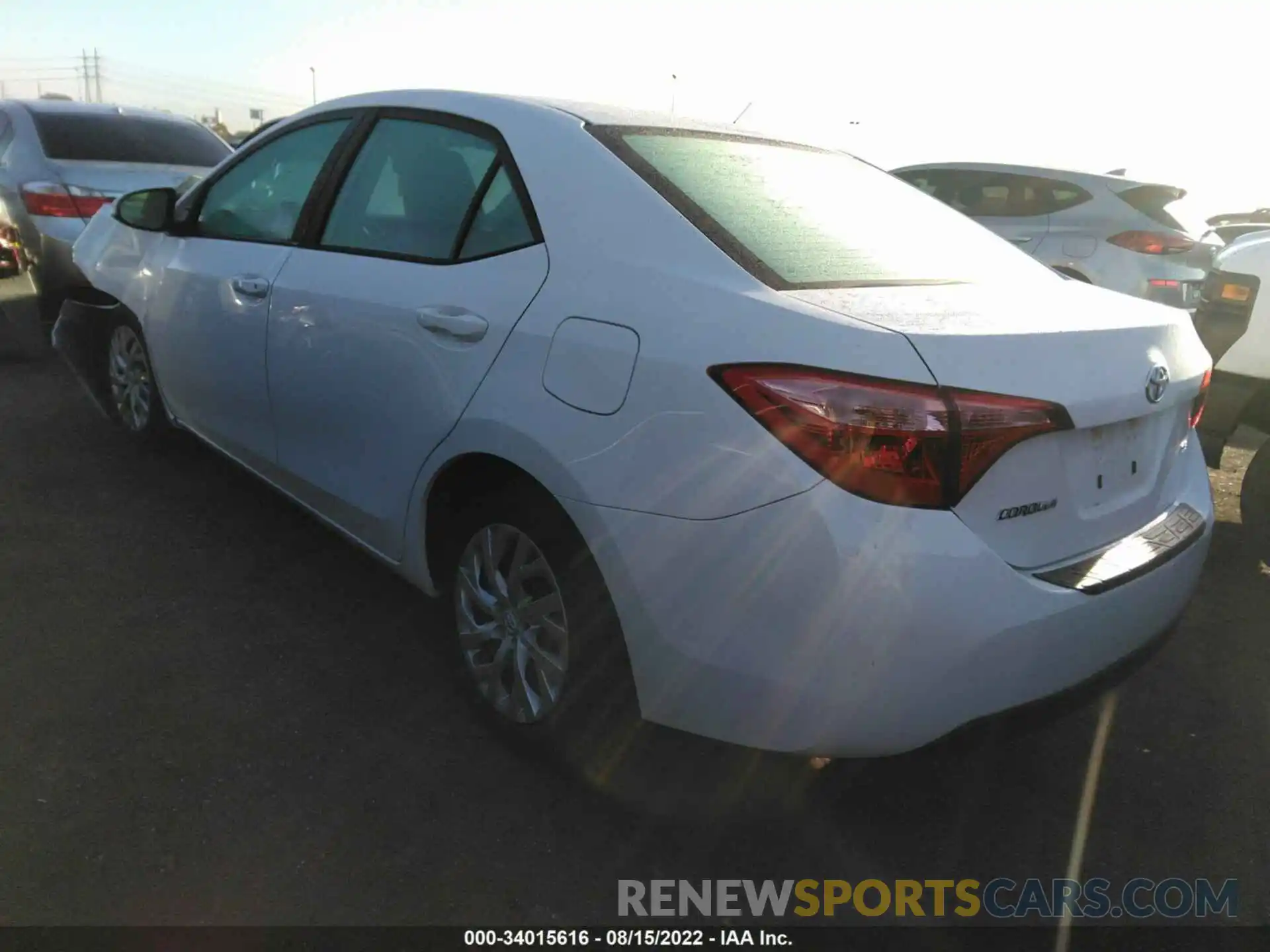 3 Photograph of a damaged car 5YFBURHE0KP893877 TOYOTA COROLLA 2019