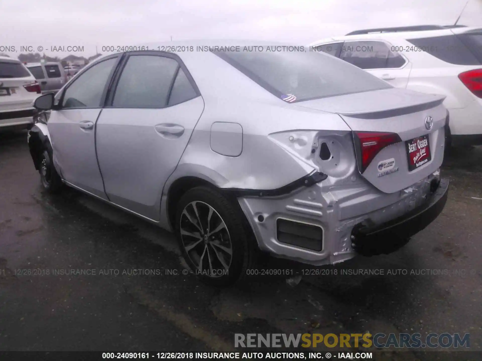 3 Photograph of a damaged car 5YFBURHE0KP895760 TOYOTA COROLLA 2019