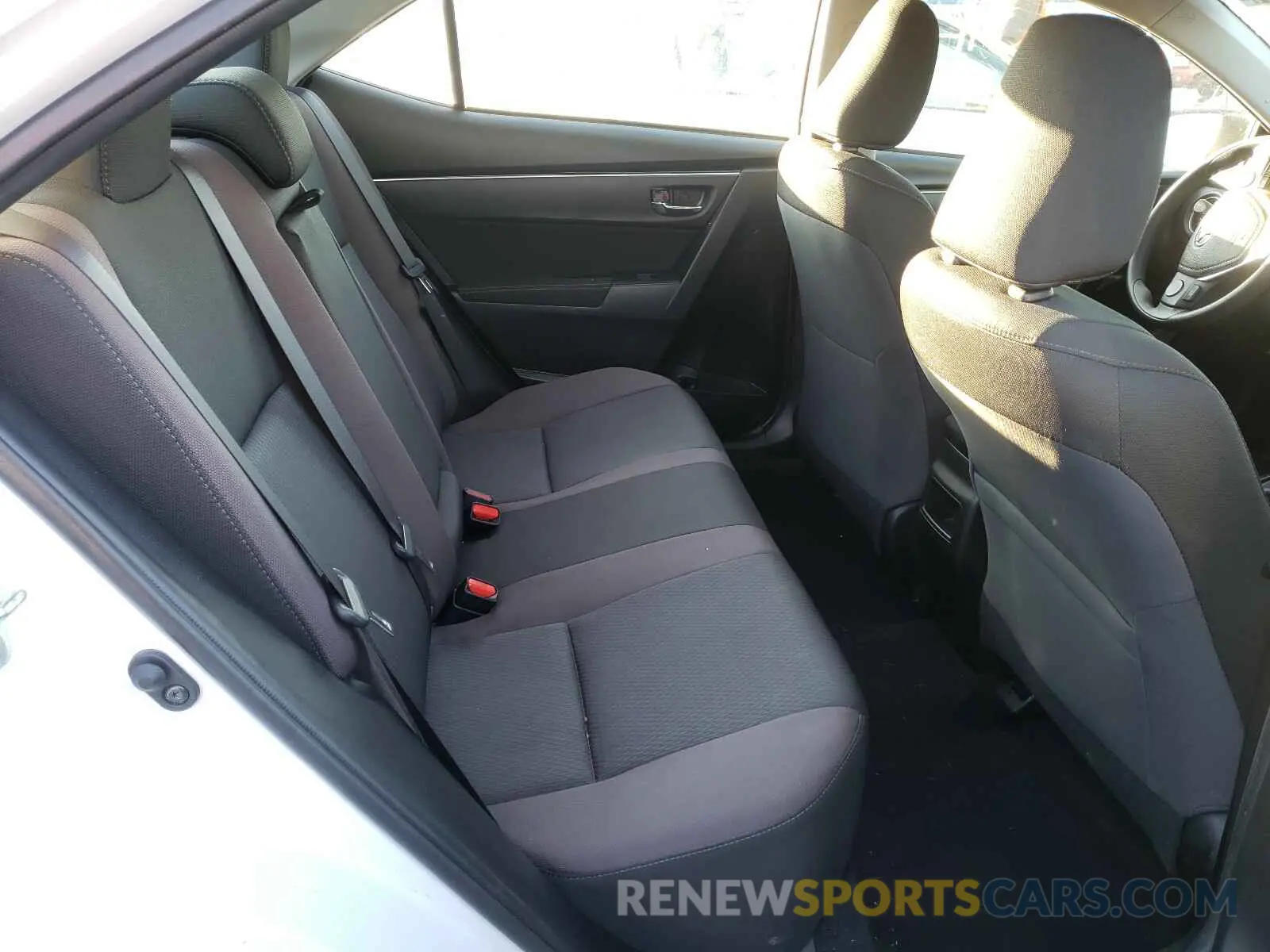 6 Photograph of a damaged car 5YFBURHE0KP897203 TOYOTA COROLLA 2019