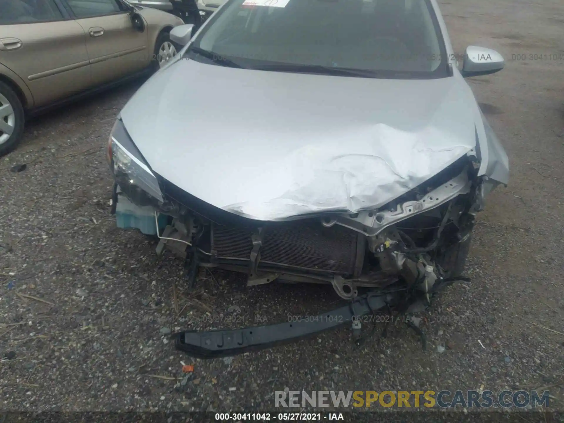 6 Photograph of a damaged car 5YFBURHE0KP898190 TOYOTA COROLLA 2019