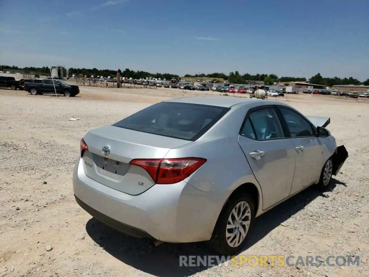 4 Photograph of a damaged car 5YFBURHE0KP899694 TOYOTA COROLLA 2019