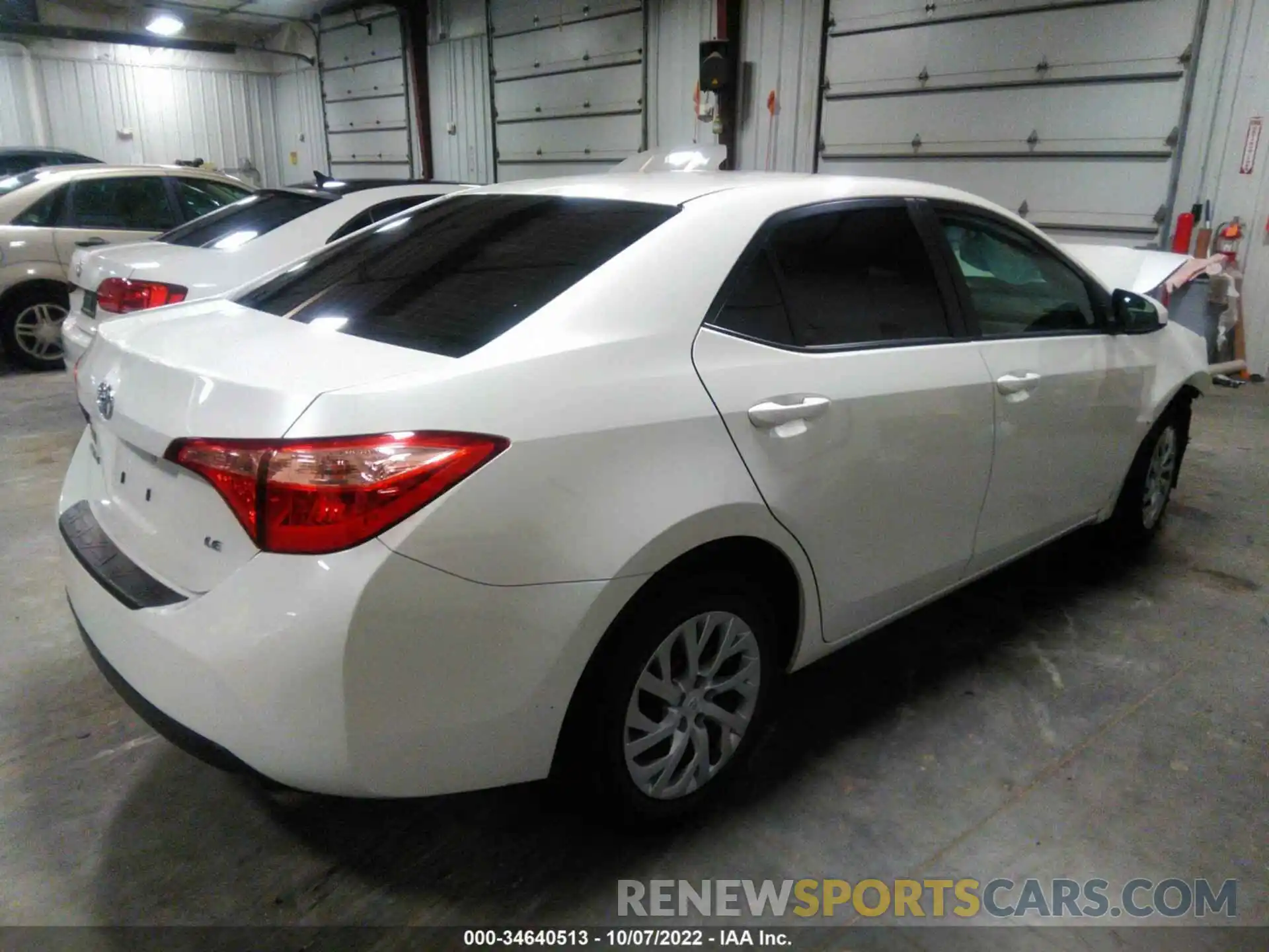 4 Photograph of a damaged car 5YFBURHE0KP899842 TOYOTA COROLLA 2019