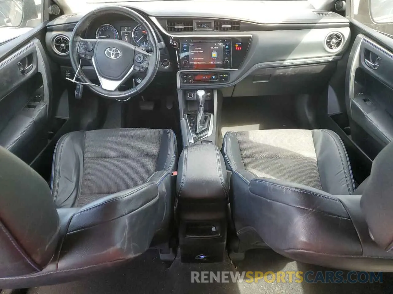 8 Photograph of a damaged car 5YFBURHE0KP904912 TOYOTA COROLLA 2019