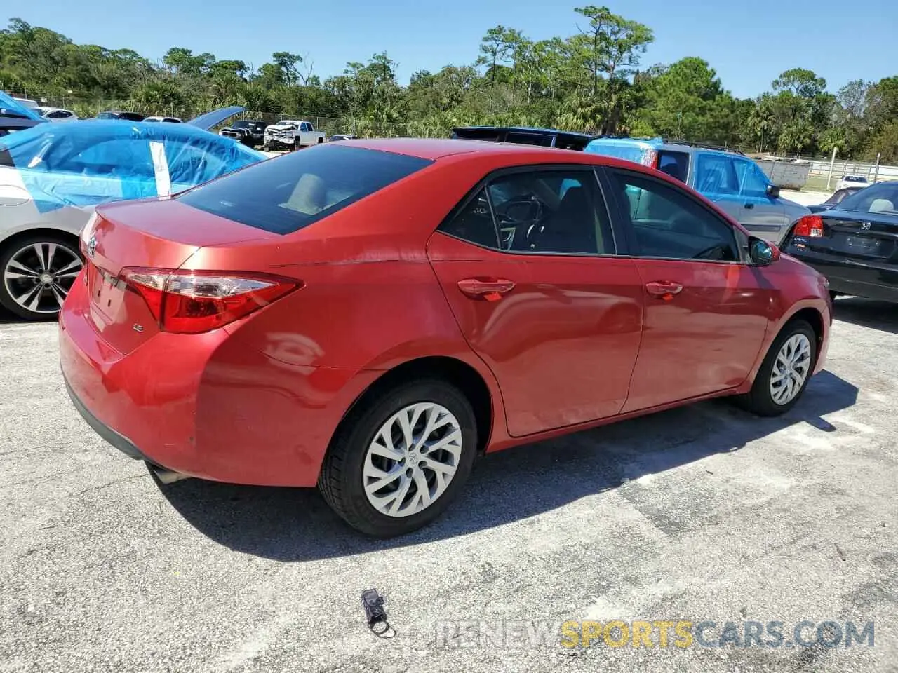 3 Photograph of a damaged car 5YFBURHE0KP908961 TOYOTA COROLLA 2019