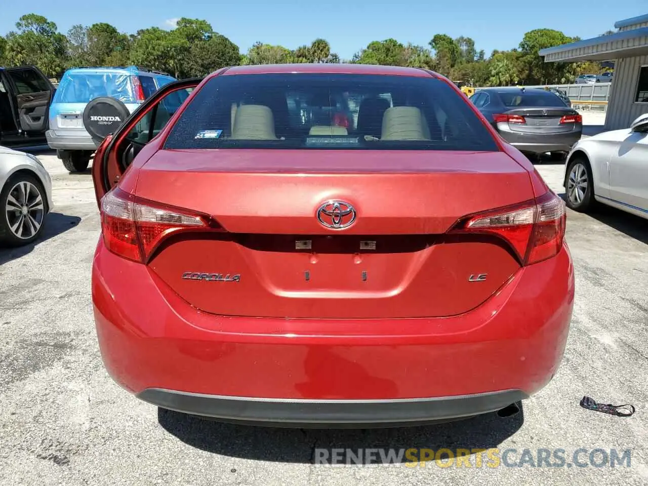 6 Photograph of a damaged car 5YFBURHE0KP908961 TOYOTA COROLLA 2019