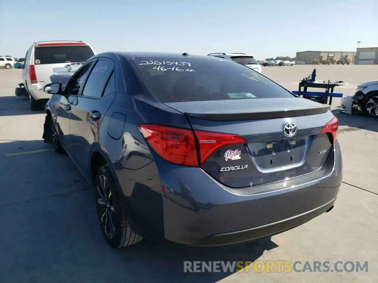 3 Photograph of a damaged car 5YFBURHE0KP909687 TOYOTA COROLLA 2019