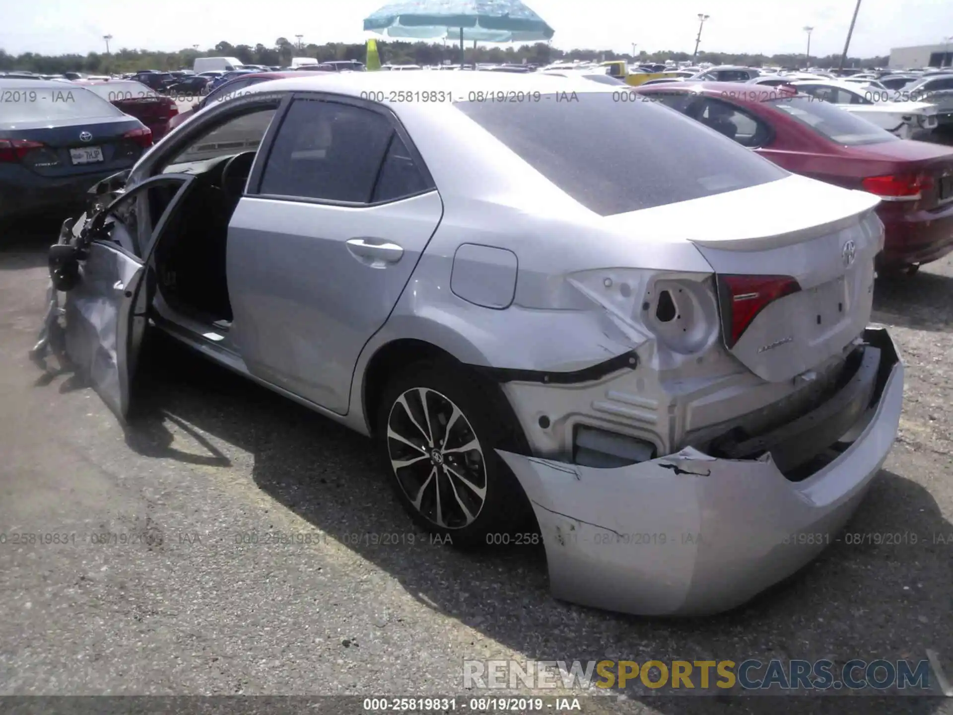 3 Photograph of a damaged car 5YFBURHE0KP911360 TOYOTA COROLLA 2019