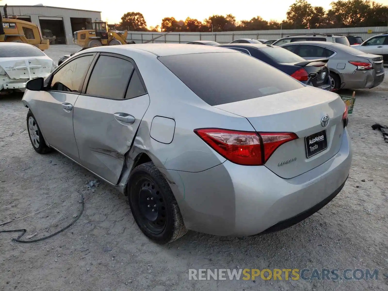 3 Photograph of a damaged car 5YFBURHE0KP913254 TOYOTA COROLLA 2019