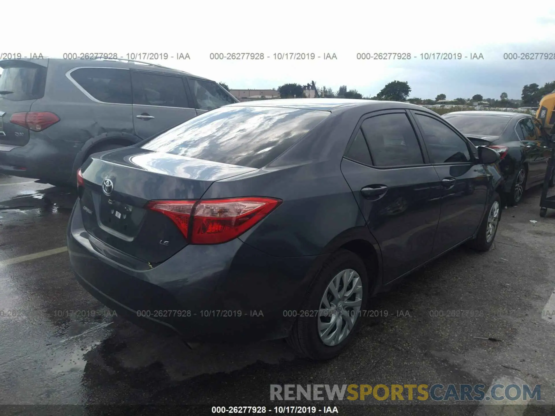 4 Photograph of a damaged car 5YFBURHE0KP913898 TOYOTA COROLLA 2019