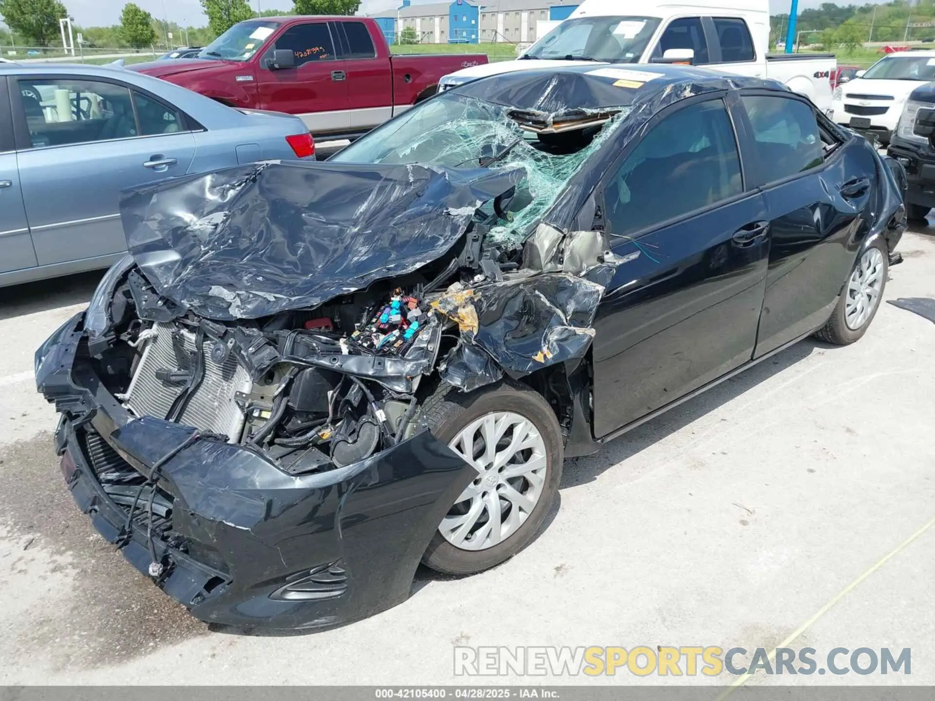 2 Photograph of a damaged car 5YFBURHE0KP914825 TOYOTA COROLLA 2019