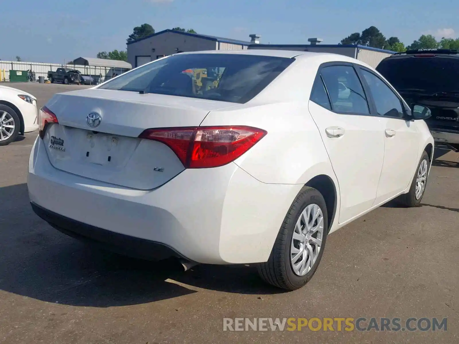 4 Photograph of a damaged car 5YFBURHE0KP917952 TOYOTA COROLLA 2019