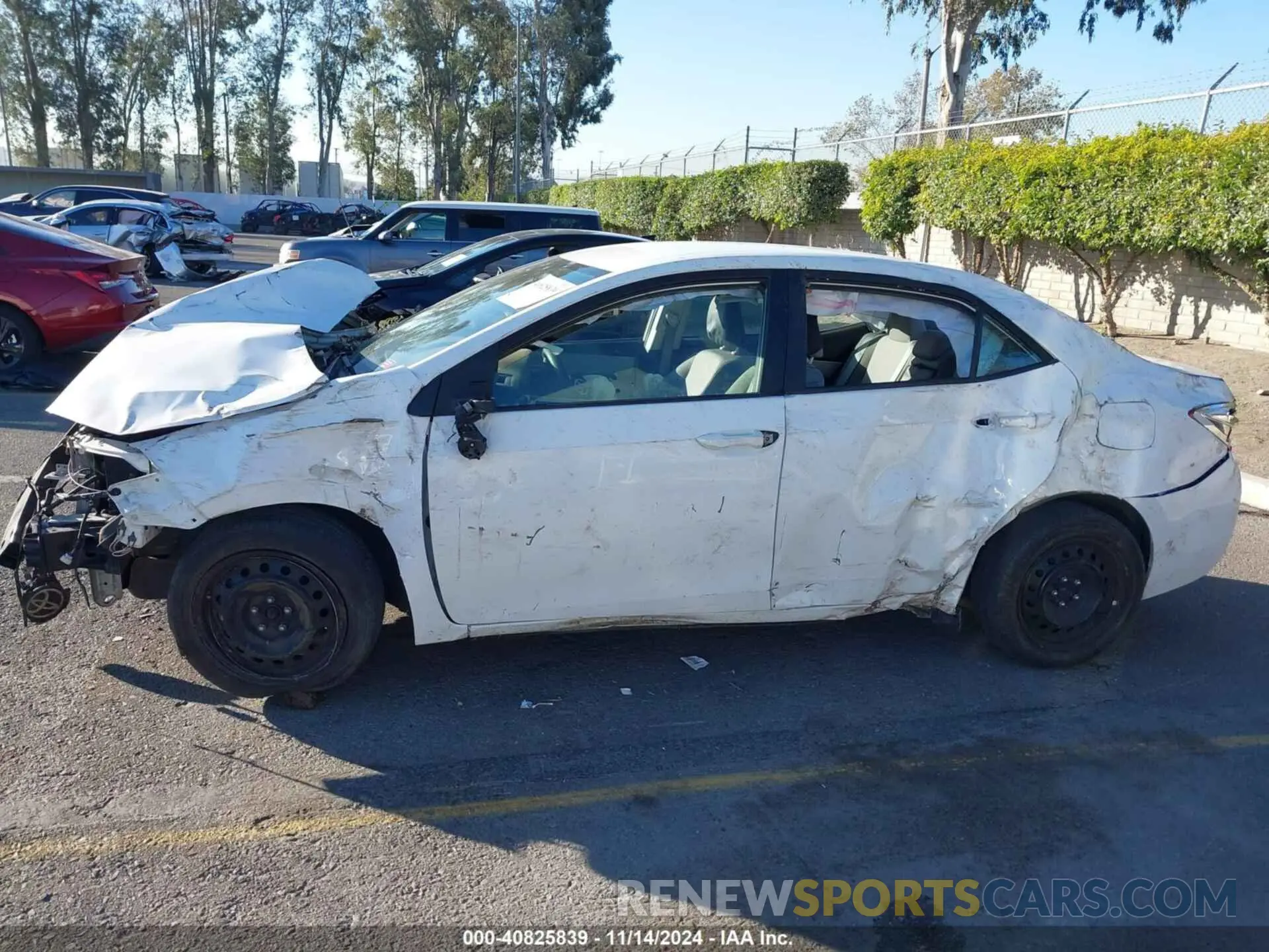 15 Photograph of a damaged car 5YFBURHE0KP918650 TOYOTA COROLLA 2019
