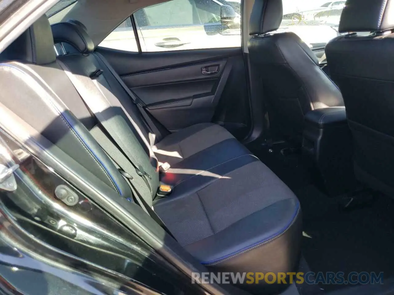 6 Photograph of a damaged car 5YFBURHE0KP920012 TOYOTA COROLLA 2019