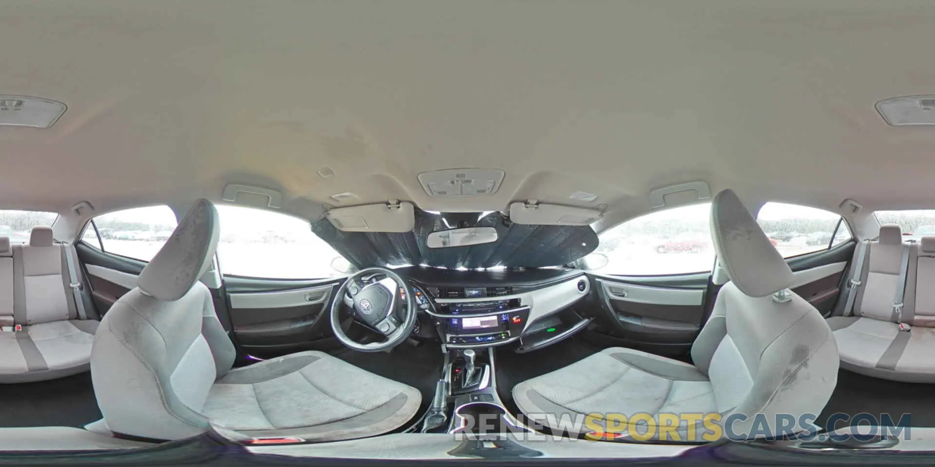 15 Photograph of a damaged car 5YFBURHE0KP924903 TOYOTA COROLLA 2019