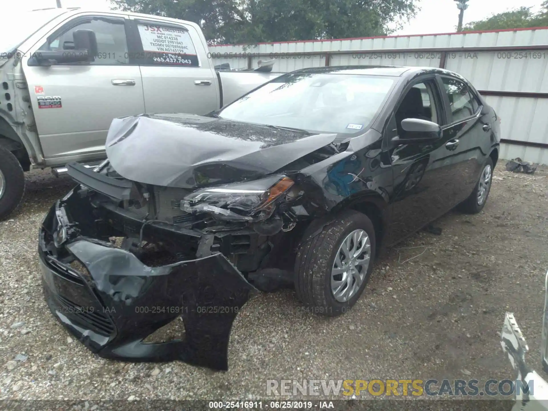 2 Photograph of a damaged car 5YFBURHE0KP925095 TOYOTA COROLLA 2019