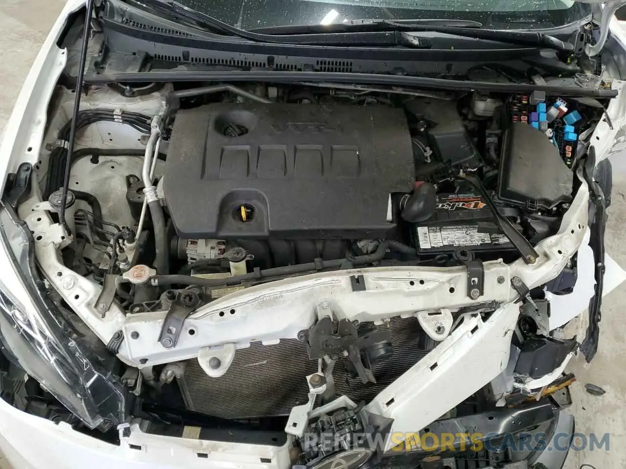 11 Photograph of a damaged car 5YFBURHE0KP925453 TOYOTA COROLLA 2019