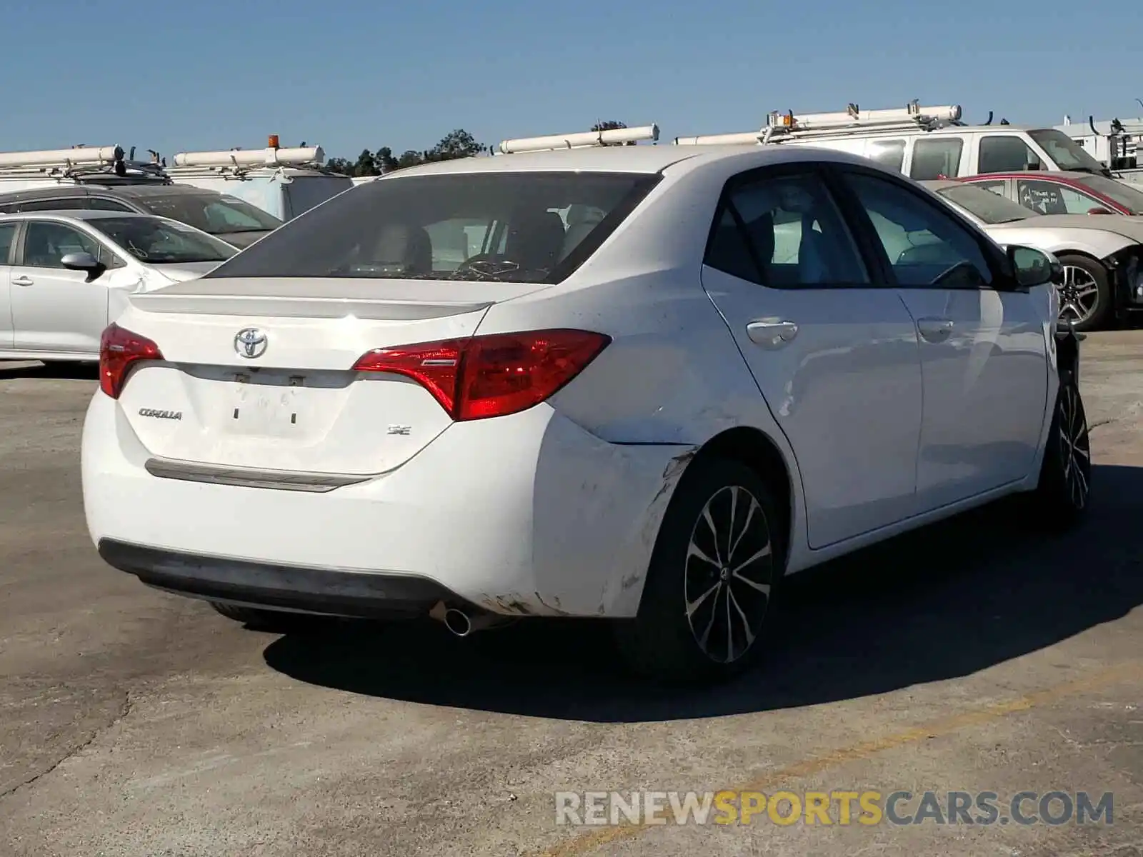 4 Photograph of a damaged car 5YFBURHE0KP930586 TOYOTA COROLLA 2019